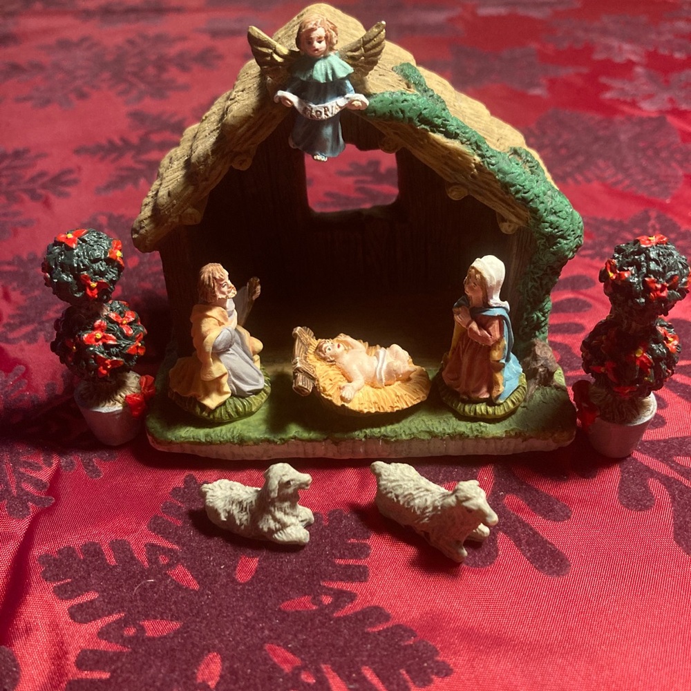Vintage Christmas Novelty 8 Piece Set